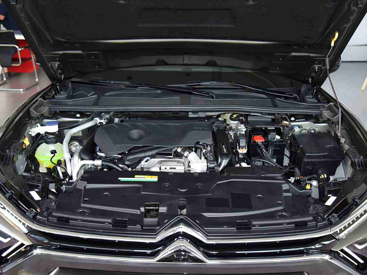 黄色app下载OPPO:OPPO联手汽车资讯平台,车主福音:海量资讯一触即达,畅享便捷汽车生活!-5