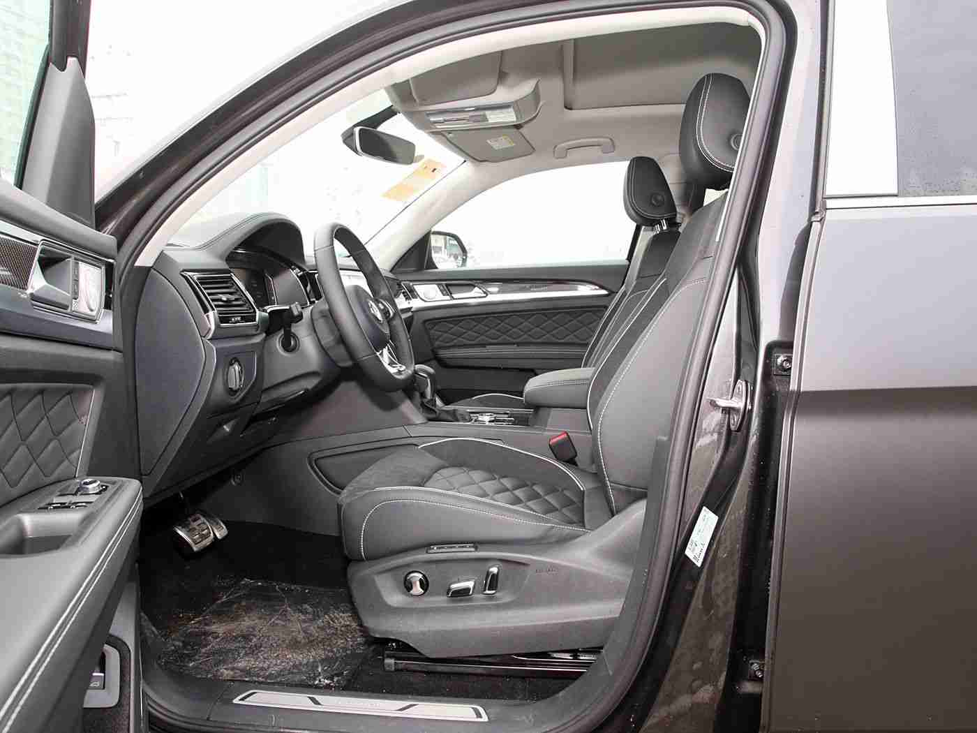 网爆门:悬疑揭晓:高速抖动疑云,安全守护再升级-1