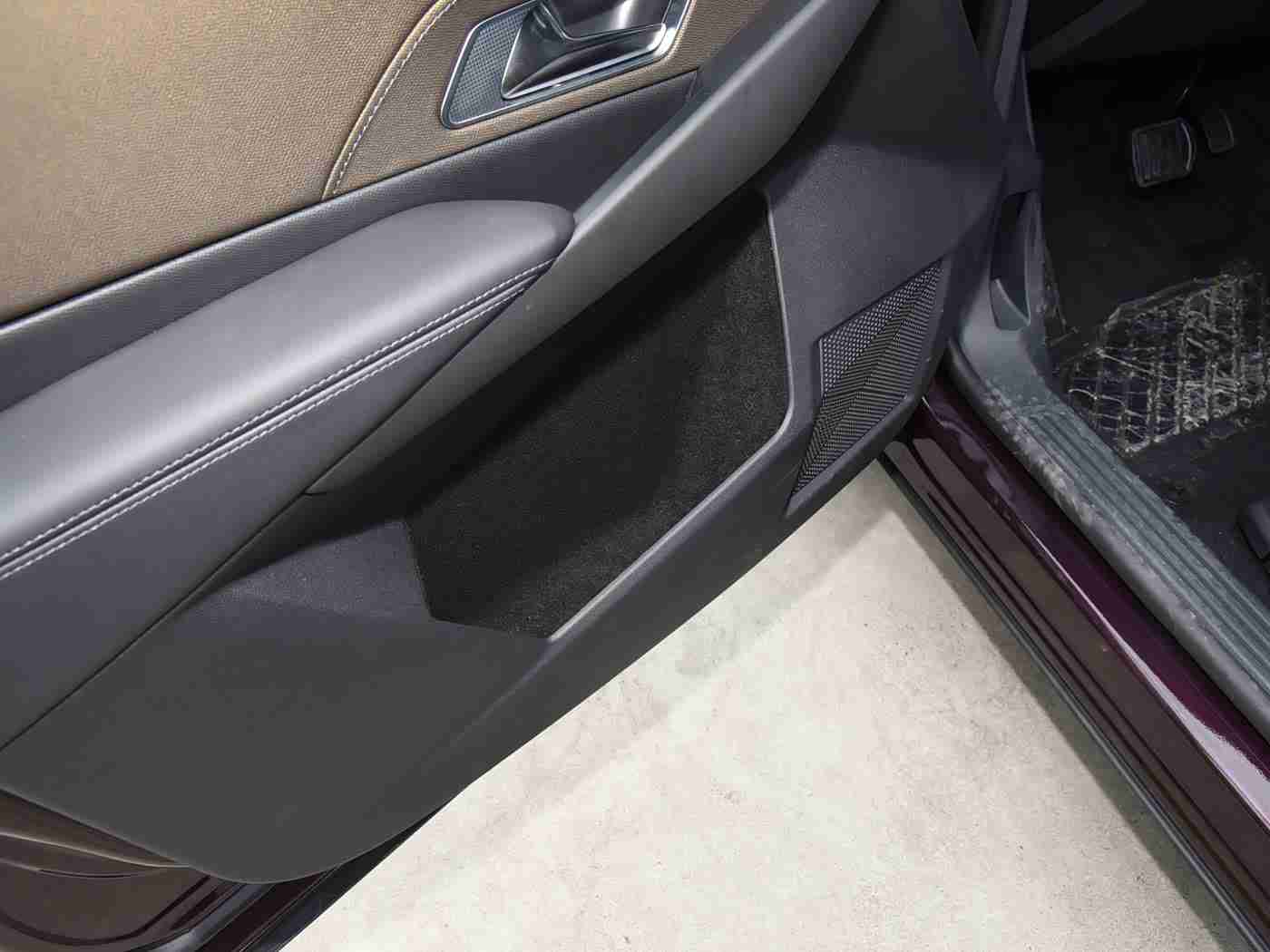 男生捅女生的软件：智能驾驶助力安全，揭秘未来汽车科技：告别“男生捅女生的软件”，体验无障碍出行时代-4