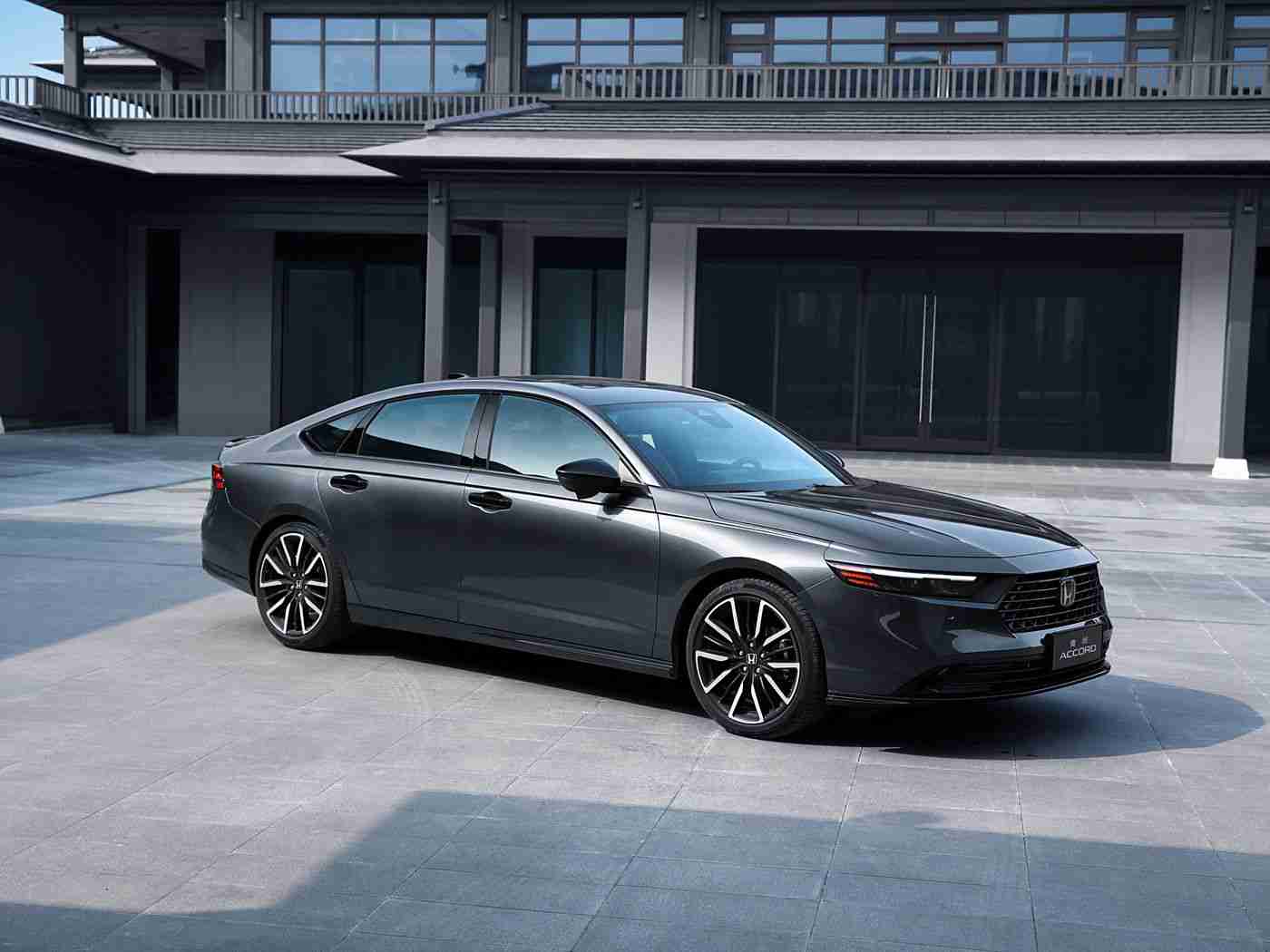 国精产品一区一区三区四区香蕉：绿色动力，智领未来，科技出行新风尚-3