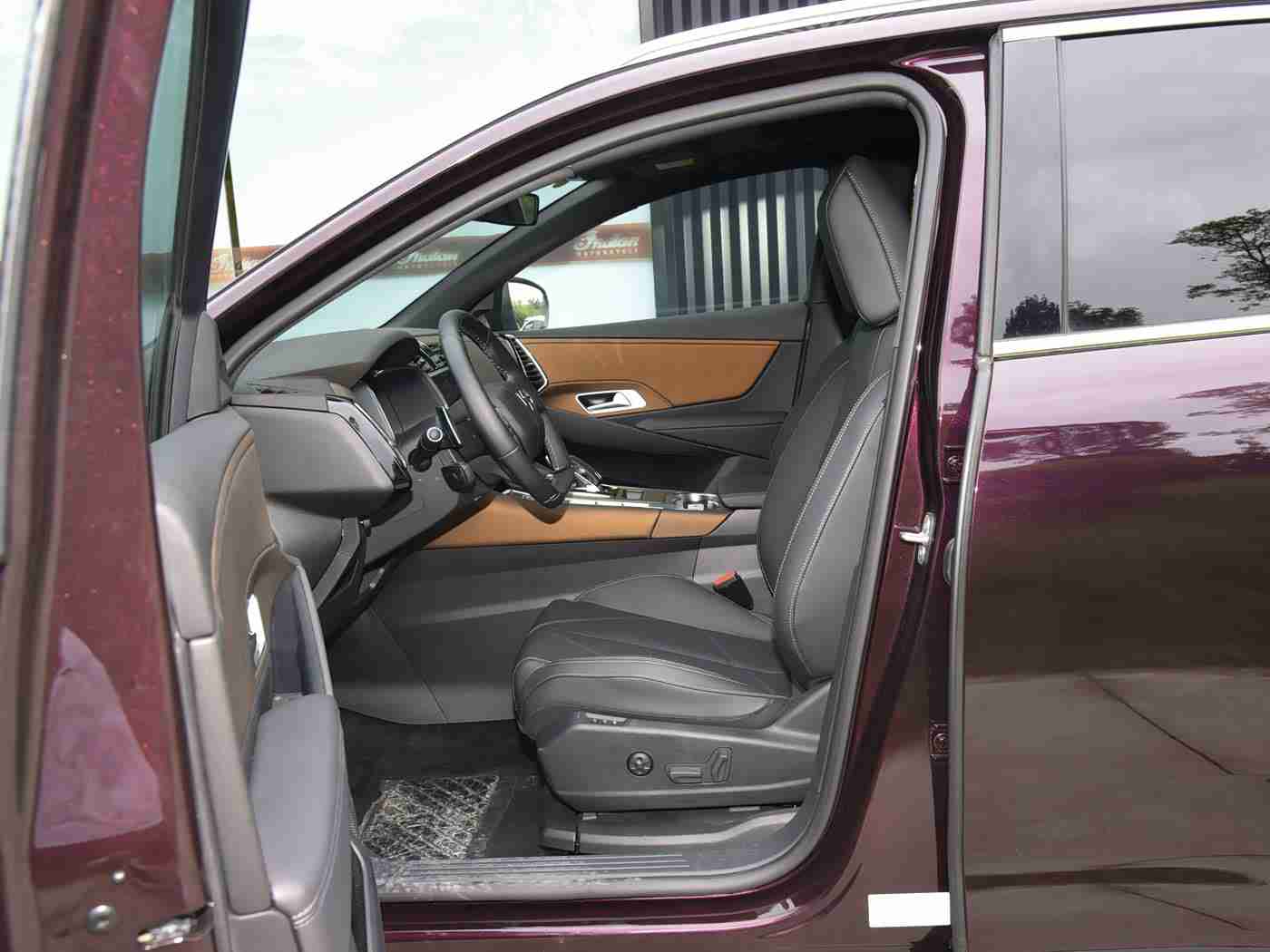 黄软件网站下载3.0.3免费:汽车行业革新利器:综合性软件助力企业腾飞,用户便捷生活新体验-1