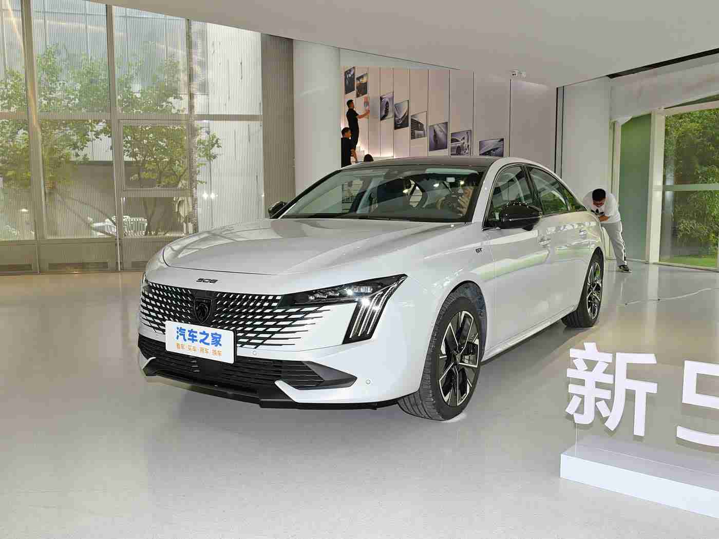 亚州一区：风尚启航，智领未来——一汽大众新车型惊艳登场-2