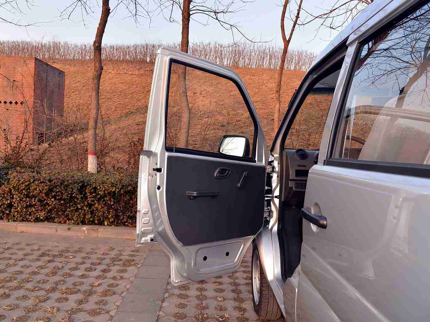 黄色软件下载大全免费OPPO：OPPO手机用户福音，海量应用一键下载，打造便捷安全软件体验平台-3