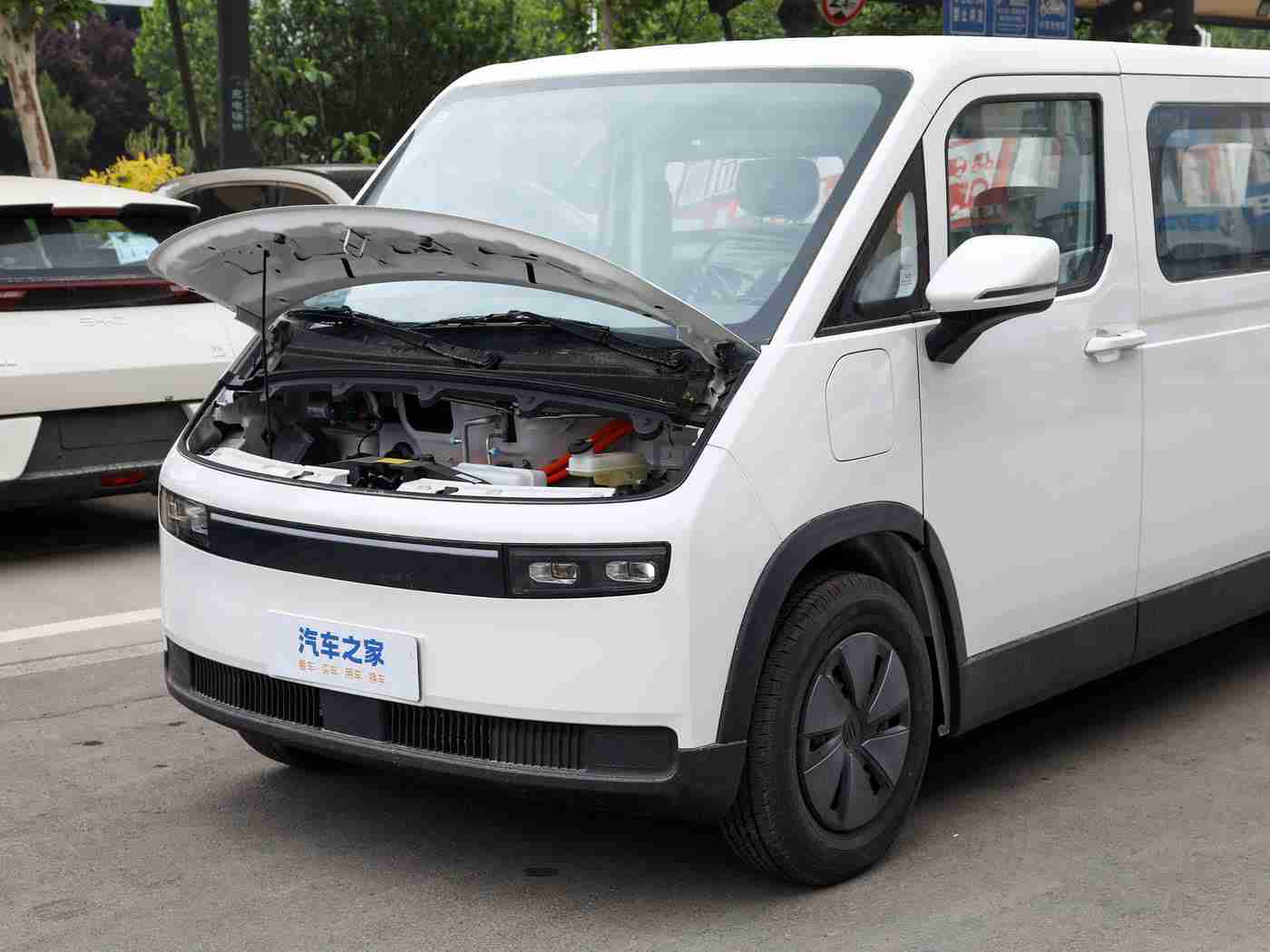 3.0.3免费OPPO版大全：科技革新，OPPO新力作：时尚续航，安全无忧，畅享智能生活新篇章-1