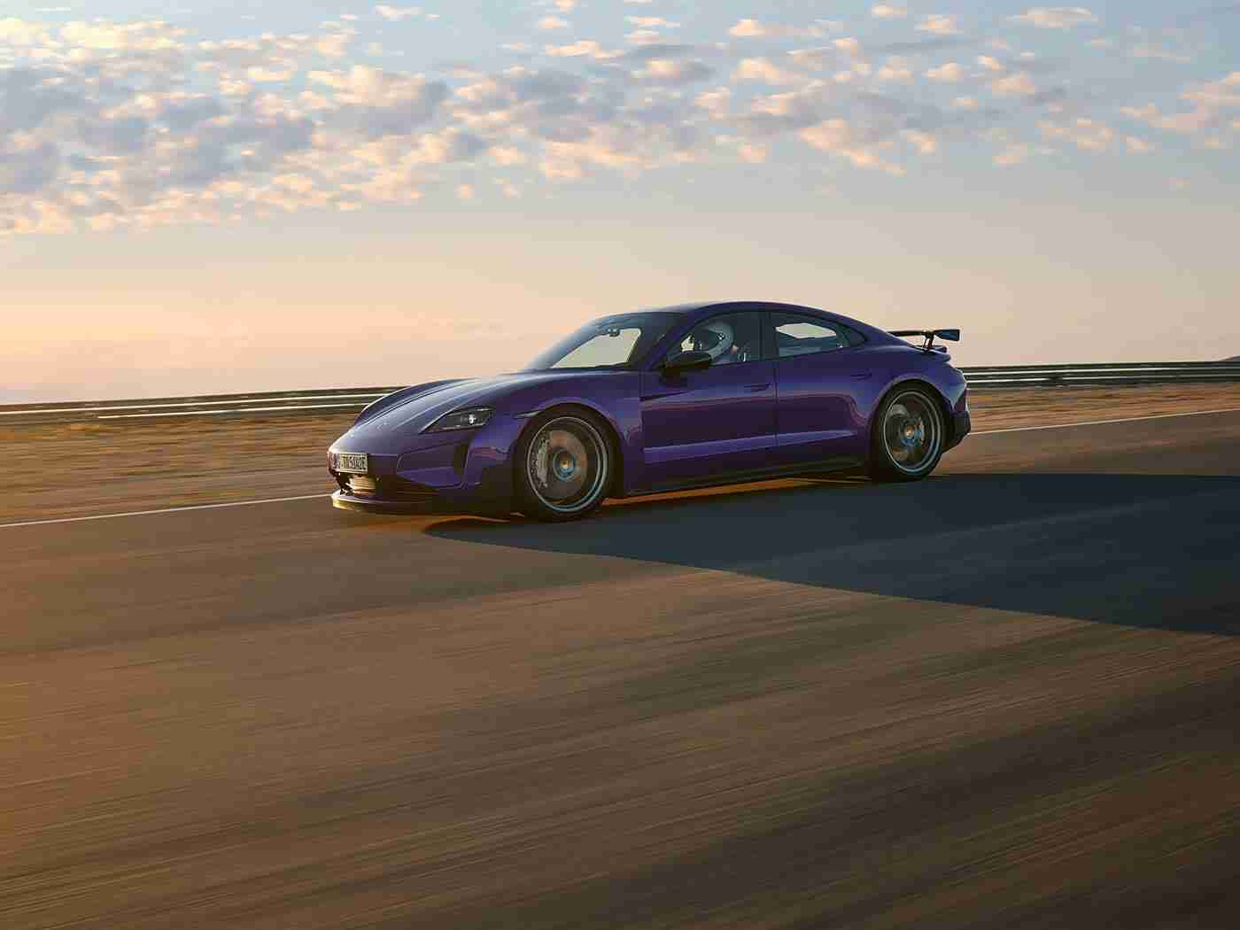 第五人格杰园r18车不适请退：悬挂革新，舒适驾乘，重塑高端汽车新标准-3