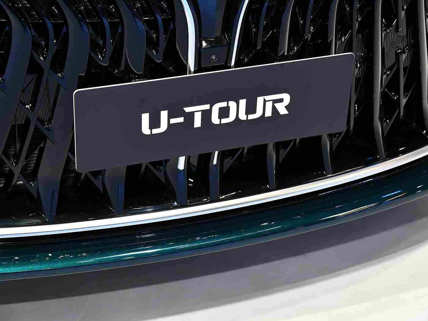 黄色成人软件下载：智能驾驶新挑战，共筑安全防线，护航未来出行-3