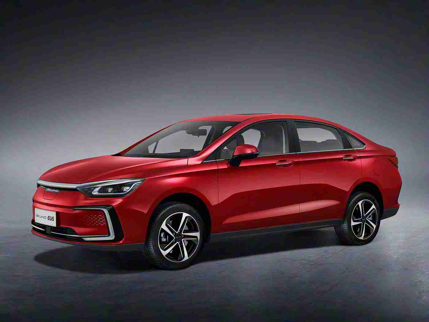 黄色软件免费版：智能驾驶新潮流：免费辅助系统引领汽车行业转型升级-3