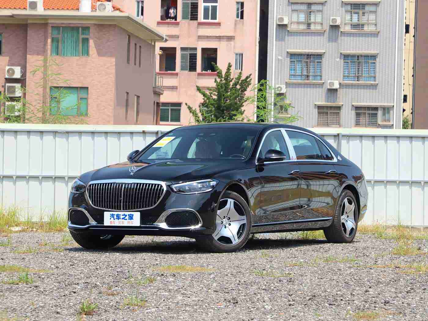 大尺度直播平台：汽车直播新风尚：大尺度平台助力车企创新营销，销量飙升引关注-1