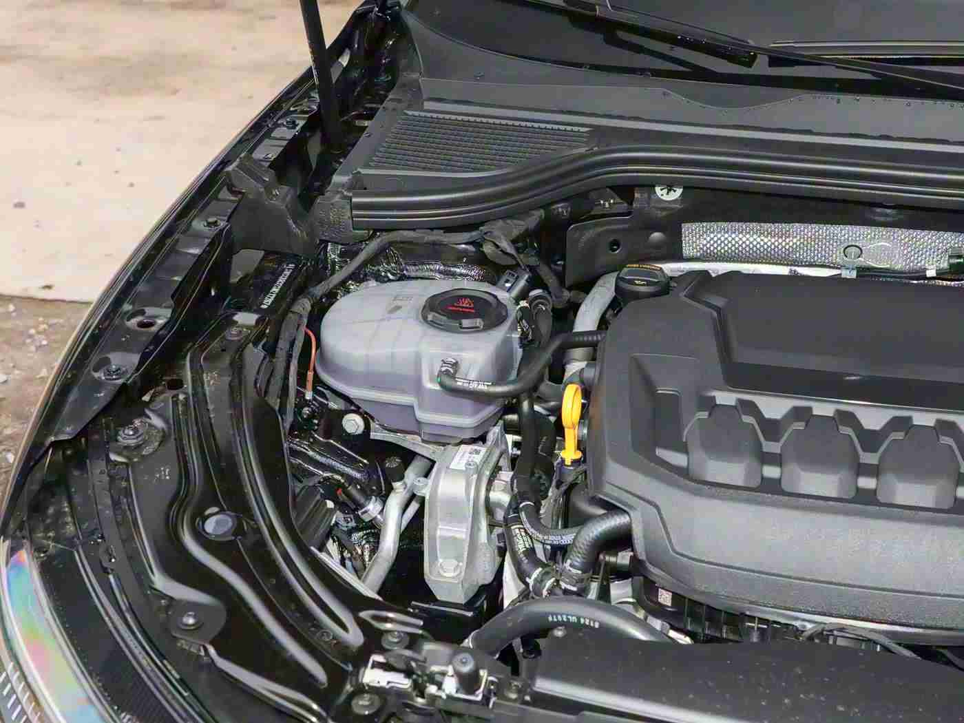 男女搞基app：汽车定制新潮流，个性化应用引领汽车生活变革-2