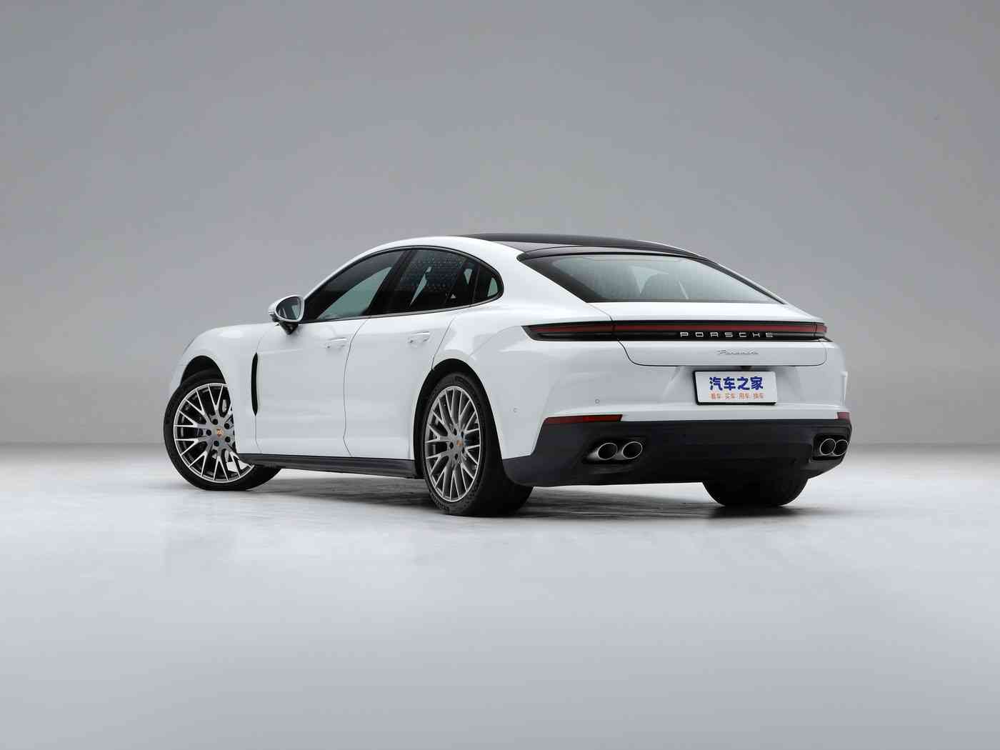 火影忍者18十免费解锁版：智驾新篇，跨界游戏，未来出行新境界，汽车游戏融合新体验-1