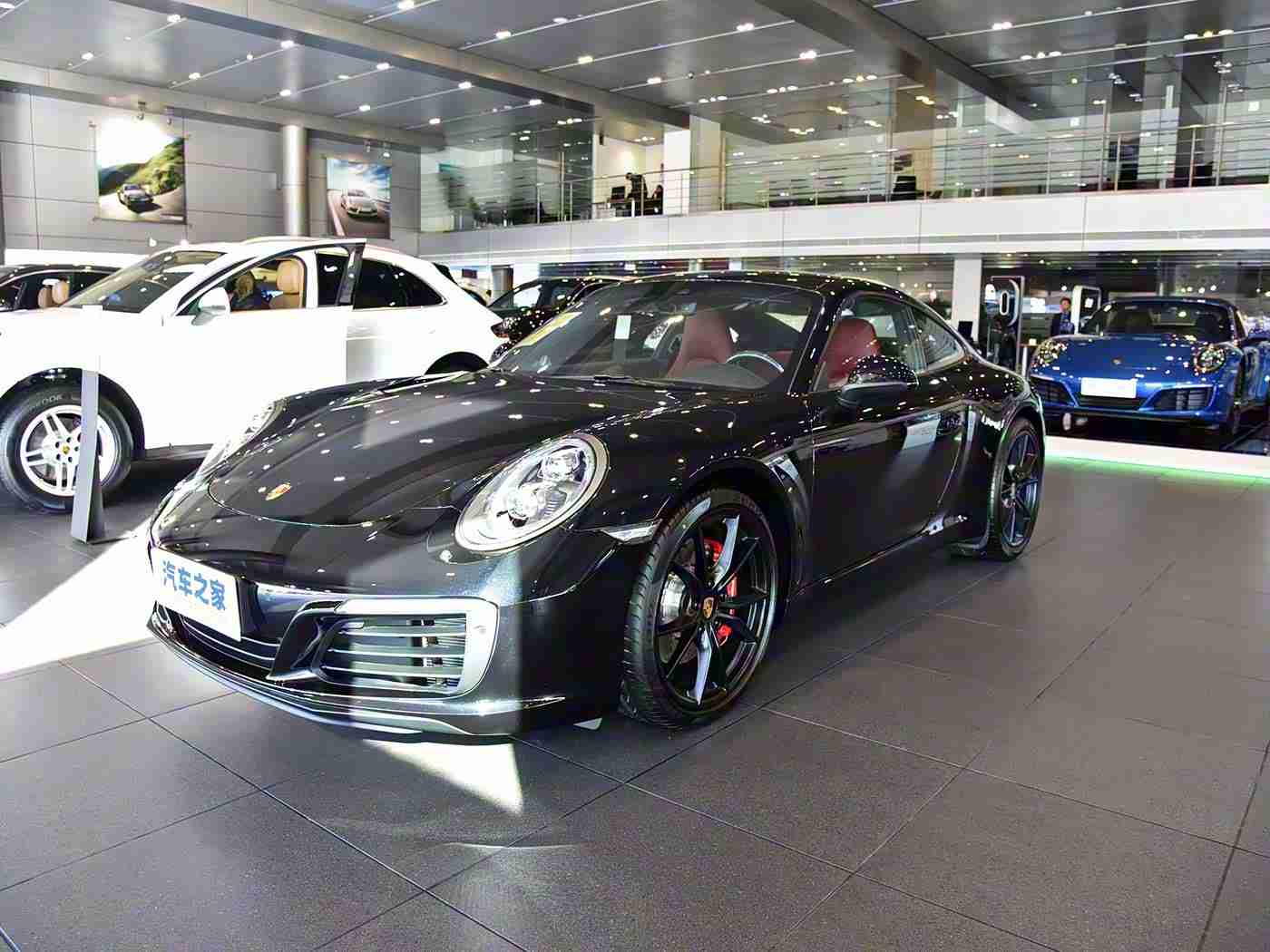 男生和女生一起差差差APP下载：XX汽车携手“差差差”APP，创新互动营销，打造全新汽车体验之旅-1