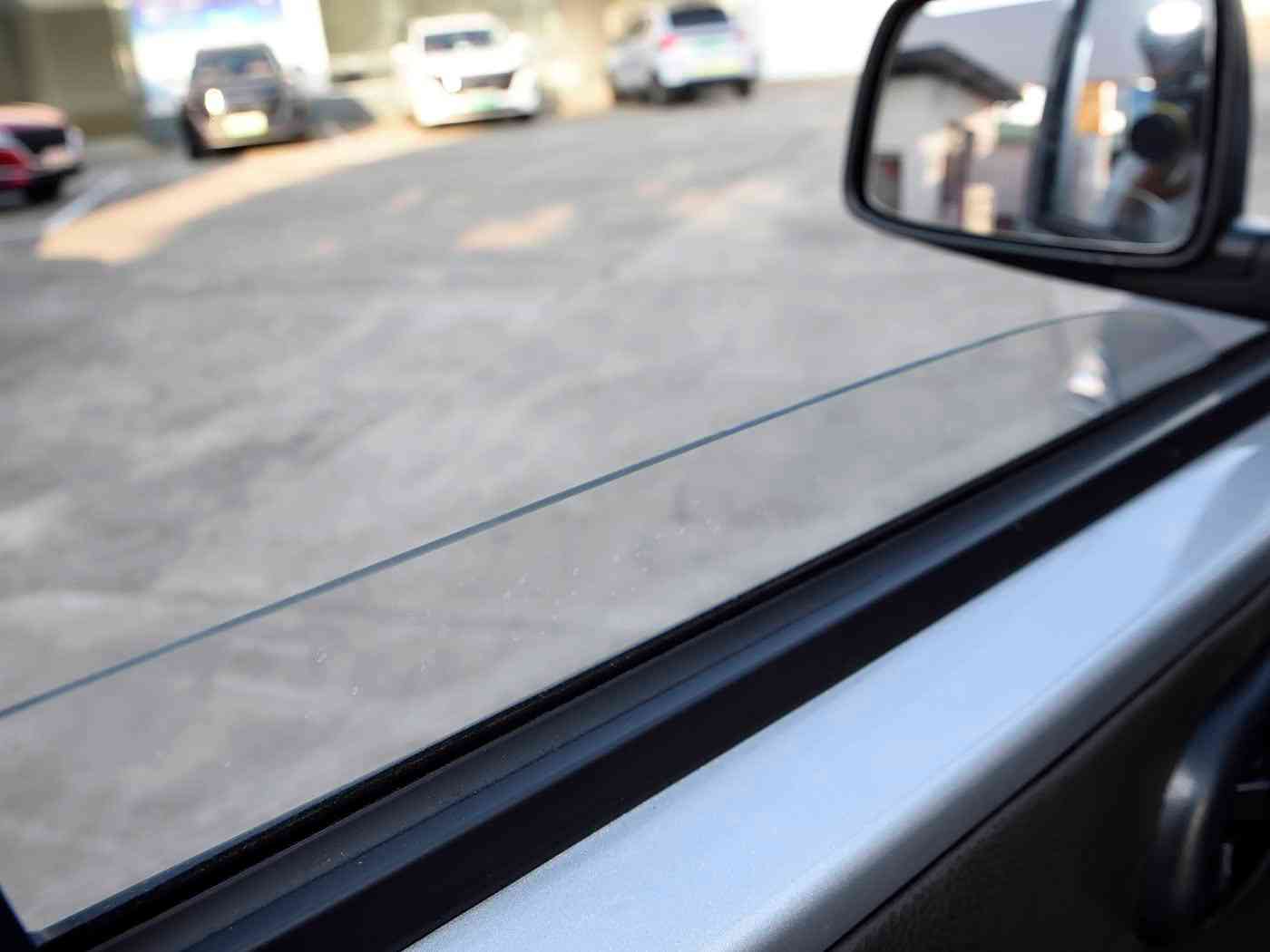 京东影业：跨界融合，影视赋能：新能源汽车市场新势力崛起-2