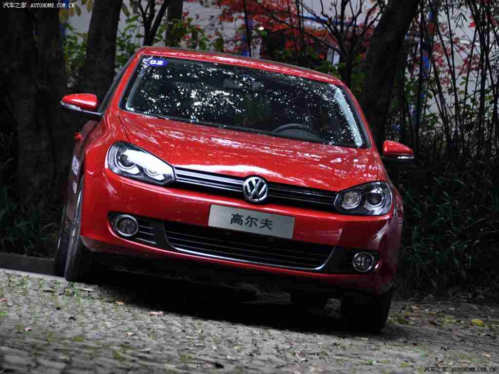 黑人巨大ⅩXXXXXXX摄像头：创新领航，革命性SUV搭载黑科技摄像头，颠覆驾驶体验，引领行业潮流-3