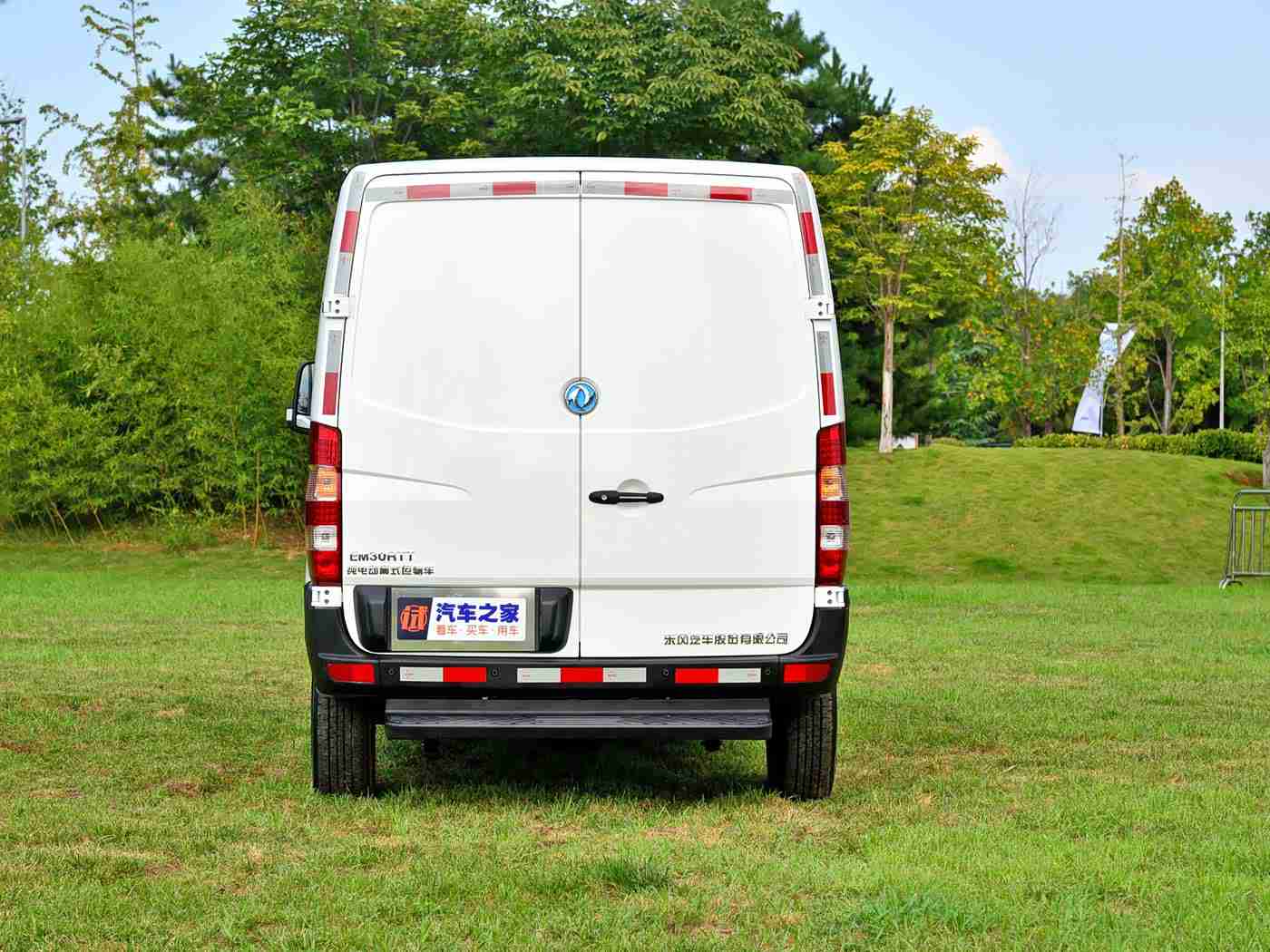 黄色软件大全OPPO版3.03：“OPPO发布全新车载软件体验：导航音乐通话三合一，智能驾驶更安全便捷”-3