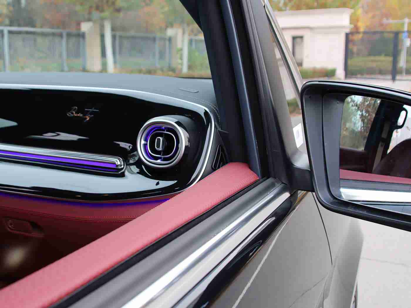 体育生自慰：汽车运动新风尚，车辆稳定性打造健身奇效-2