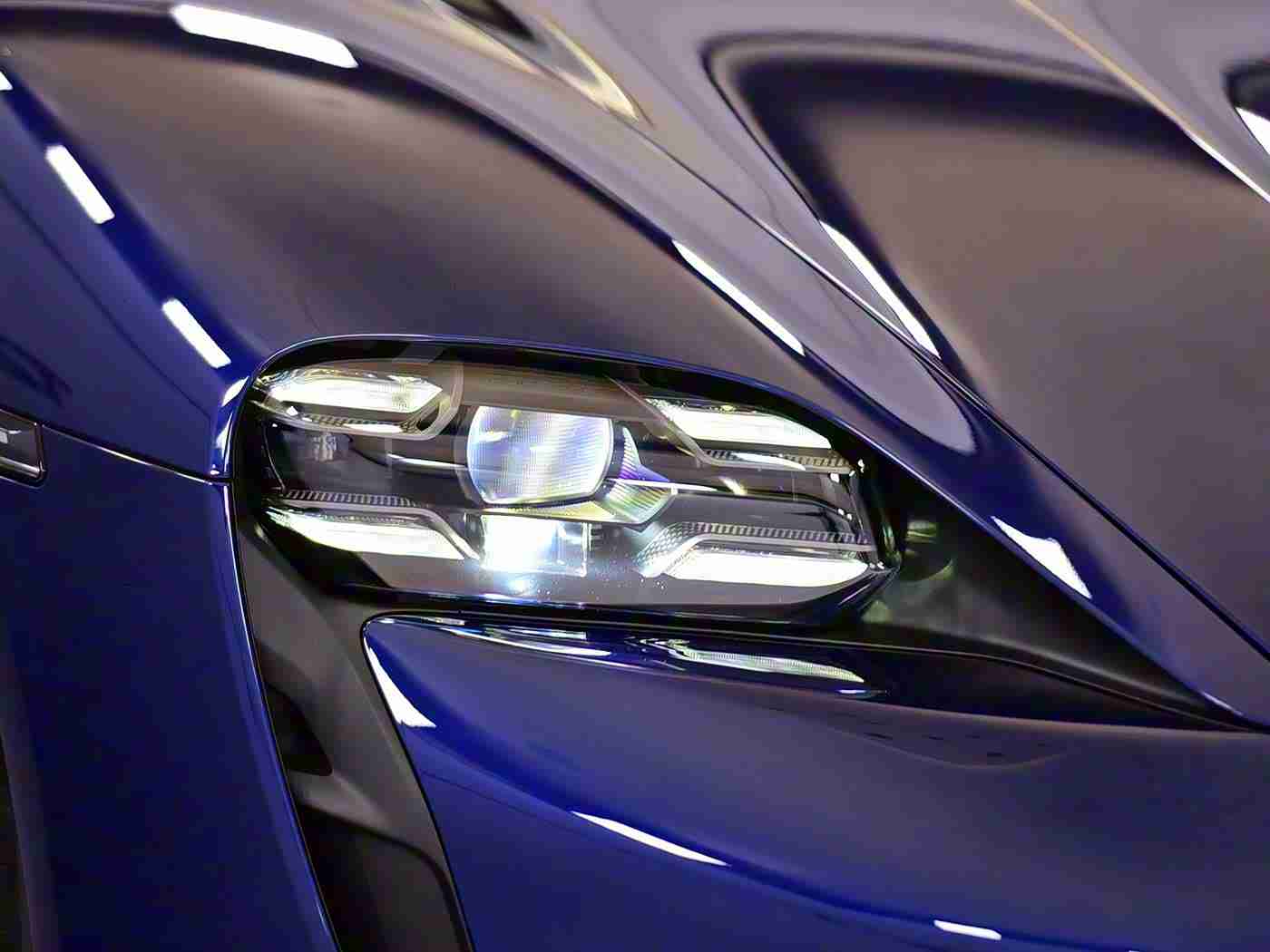 黄色软件app下载3.0.3免费oppo版大全装扮：汽车生活助手：一站式免费应用，助您轻松驾驭爱车-2