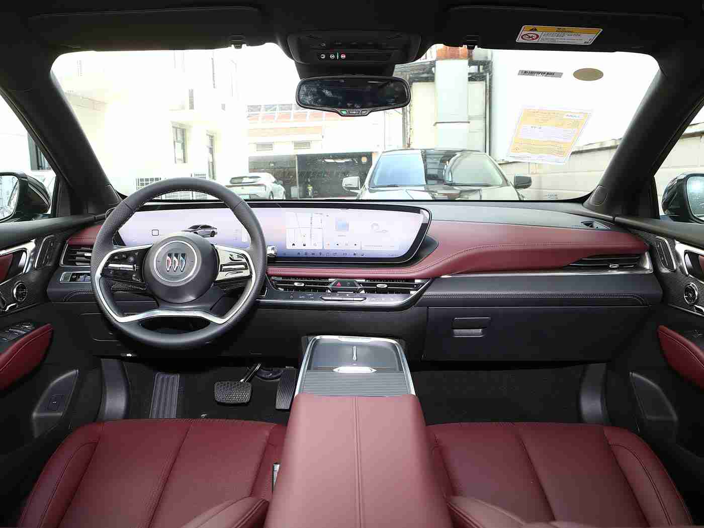 黄色软件下载3.3.0：“AI赋能，驾驶新体验：智能辅助系统引领汽车行业变革，安全便捷未来已来”-1