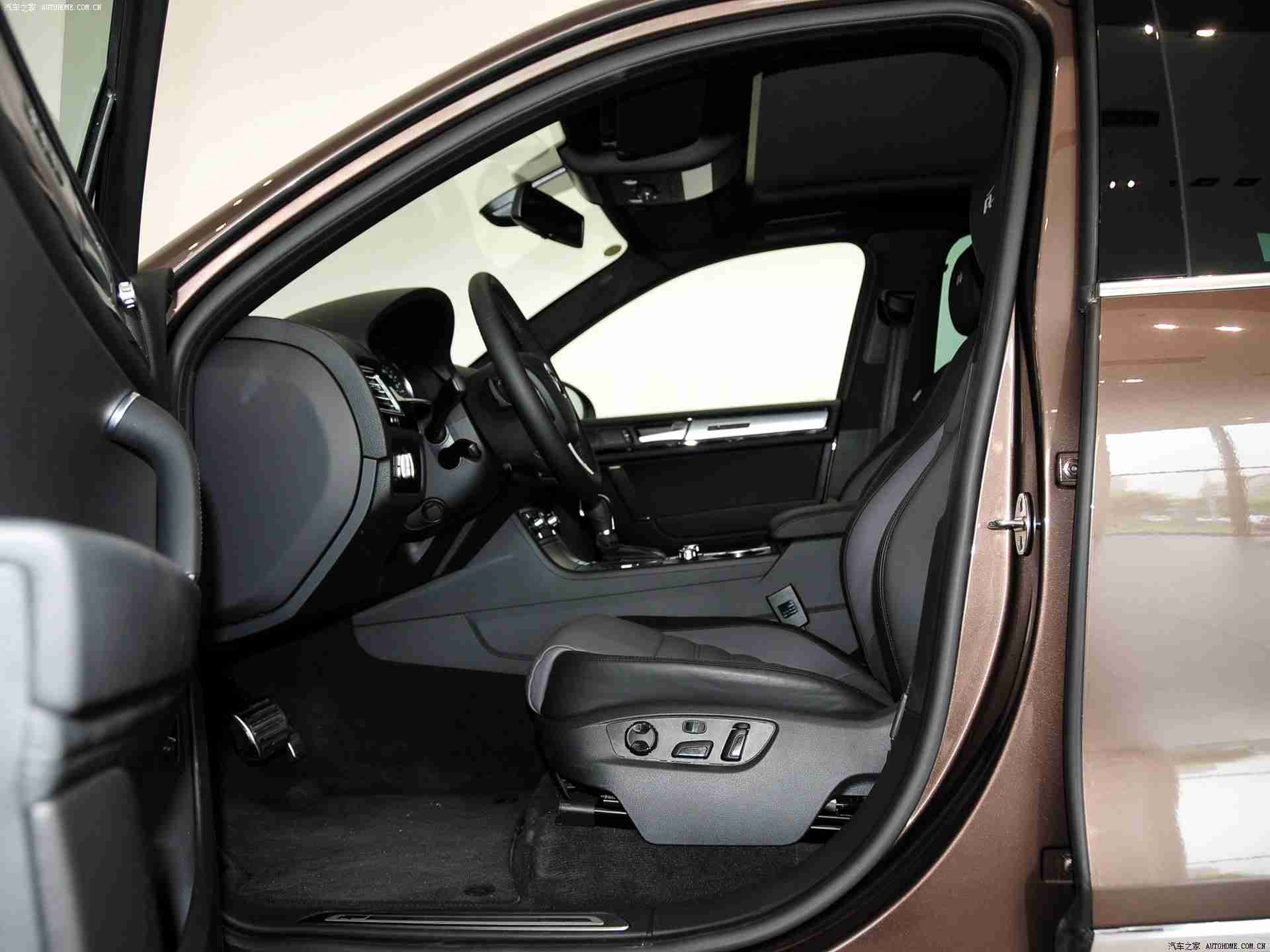 404黄台:引领潮流,智领环保:国产新锐品牌全新车型惊艳亮相,技术革新引行业瞩目-3