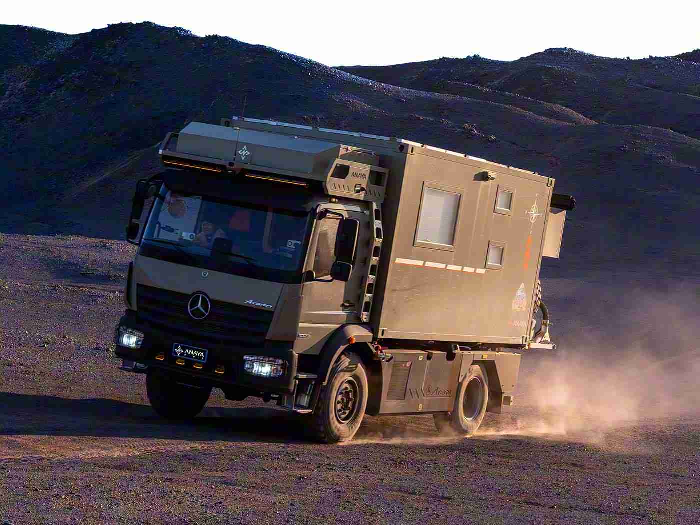 欧美色色网：绿色动力，智享未来——新车型引领环保智能出行潮流-1