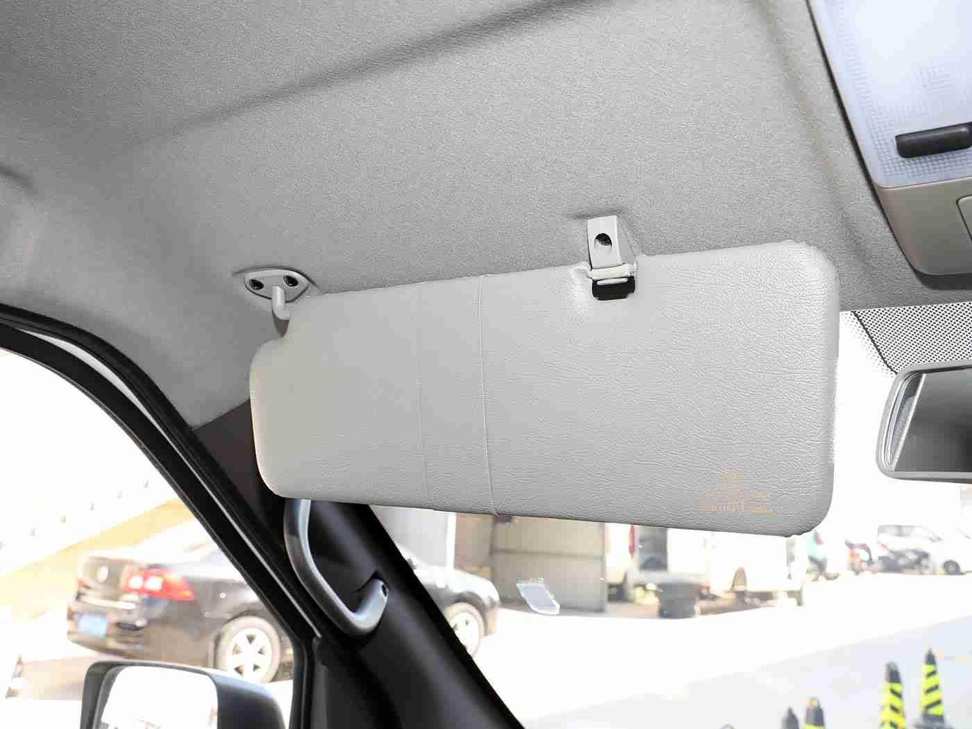 男人桶女人软件：“智能驾驶新篇章：个性化健康管理，便捷生活一触即达，汽车软件引领行业变革趋势”-2