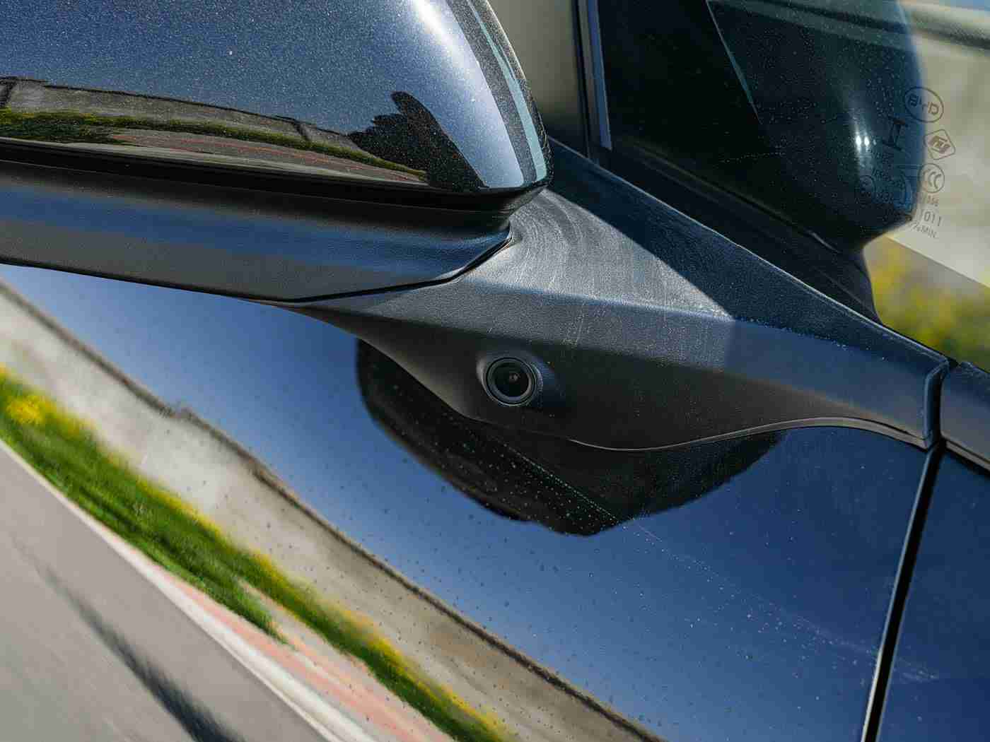 91制片：流线之姿，智能领航——揭秘全新SUV的时尚魅力-2