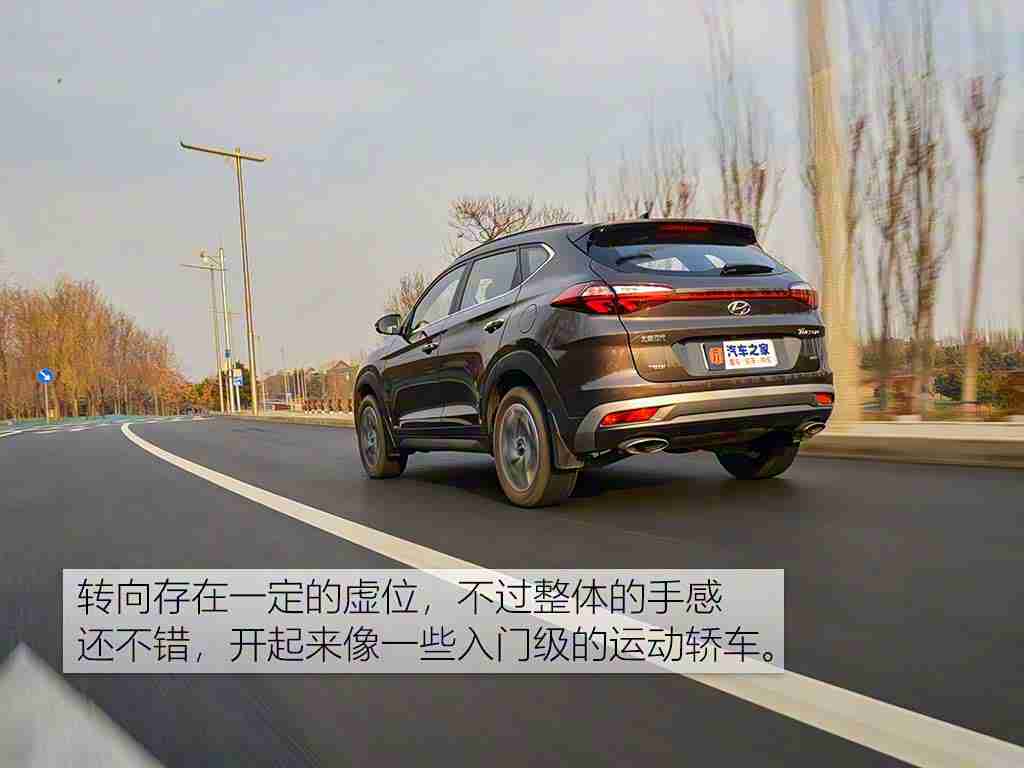 国产乱轮：创新轮胎设计亮相，国产车型引领时尚潮流，动力强劲，智能化配置丰富-1