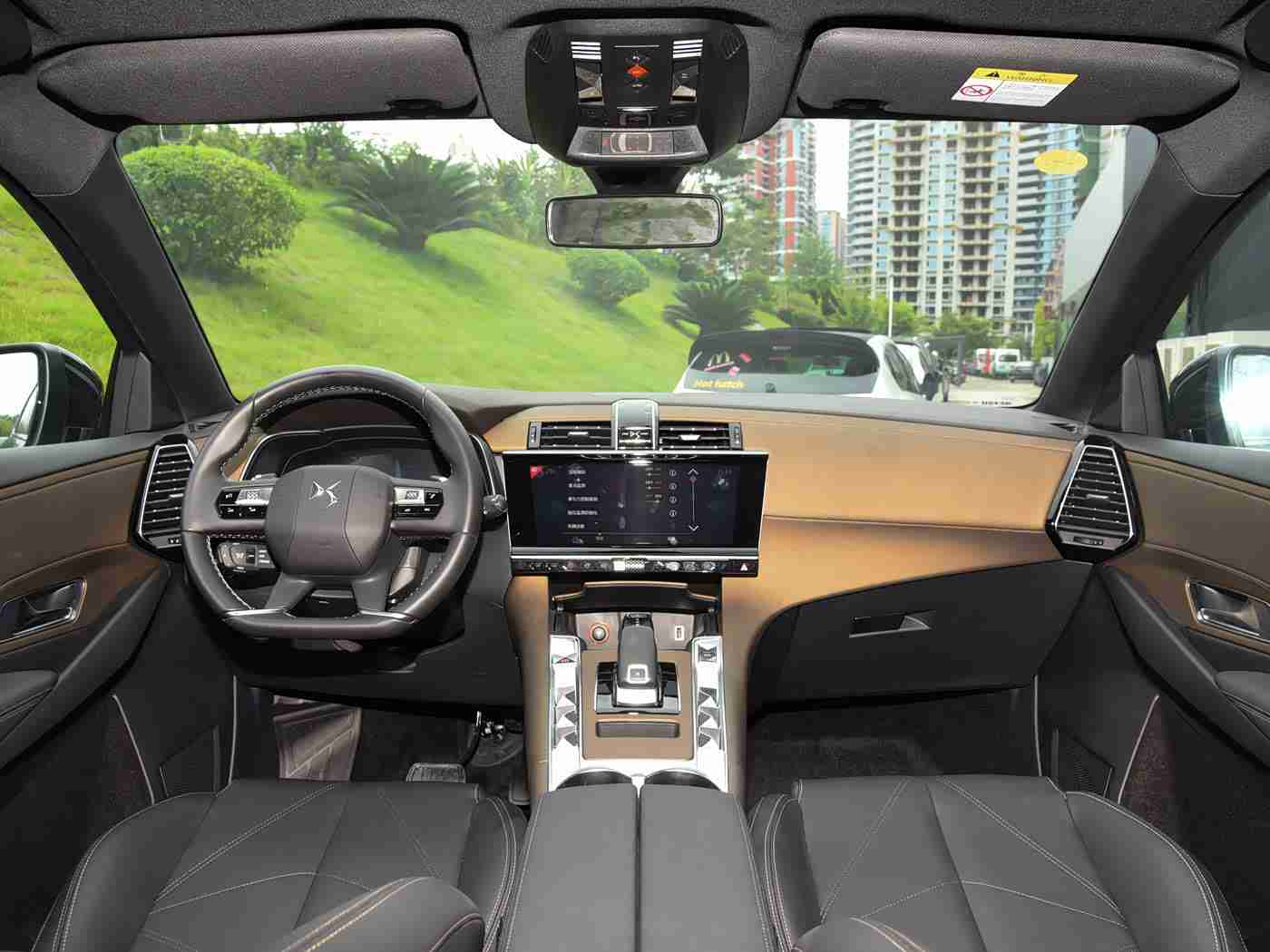 welcome：激情引爆SUV市场，全新车型“火辣辣welcome”上市引关注，性能与性价比齐飞，开启汽车生活新篇章-1