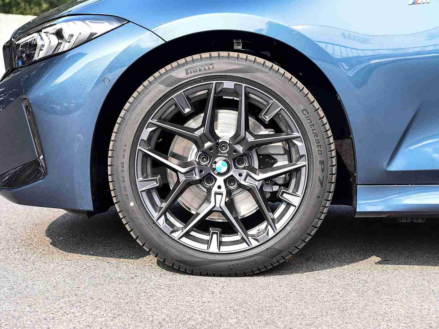 男女叉叉叉软件：智能驾驶新助力：“男女叉叉叉”助力汽车行业迈向安全便捷新里程-2