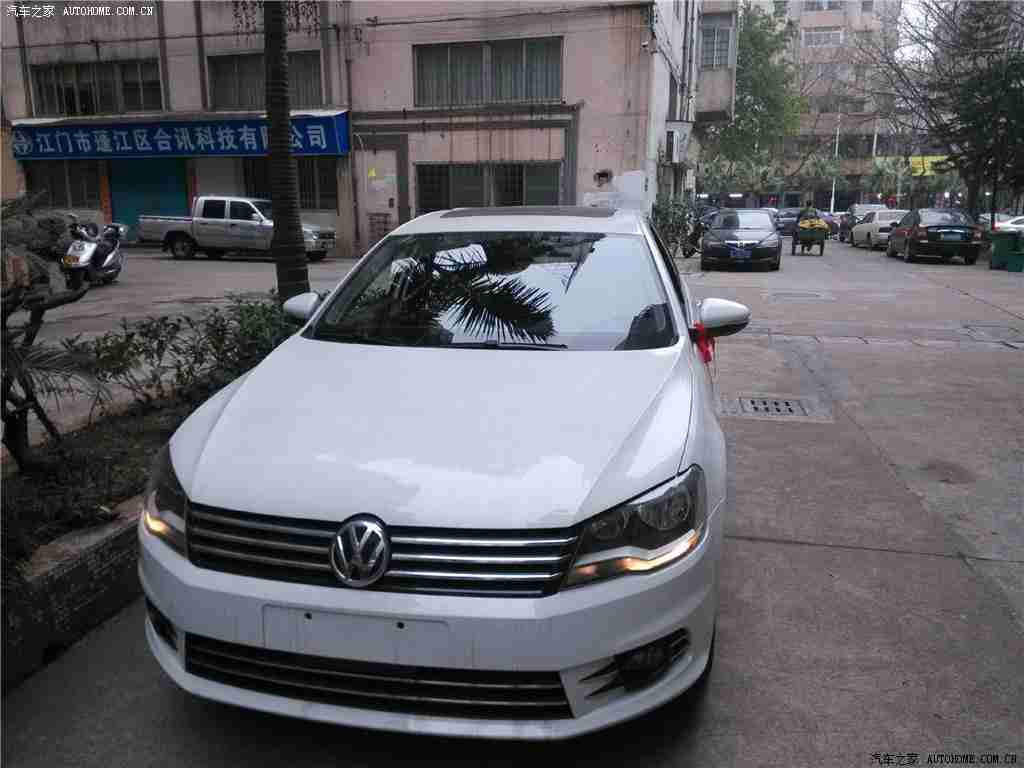 五月天一区二区:“五月购车热潮席卷,“新能源汽车与跨界合作”成焦点,汽车市场活力四射展现新趋势”-4