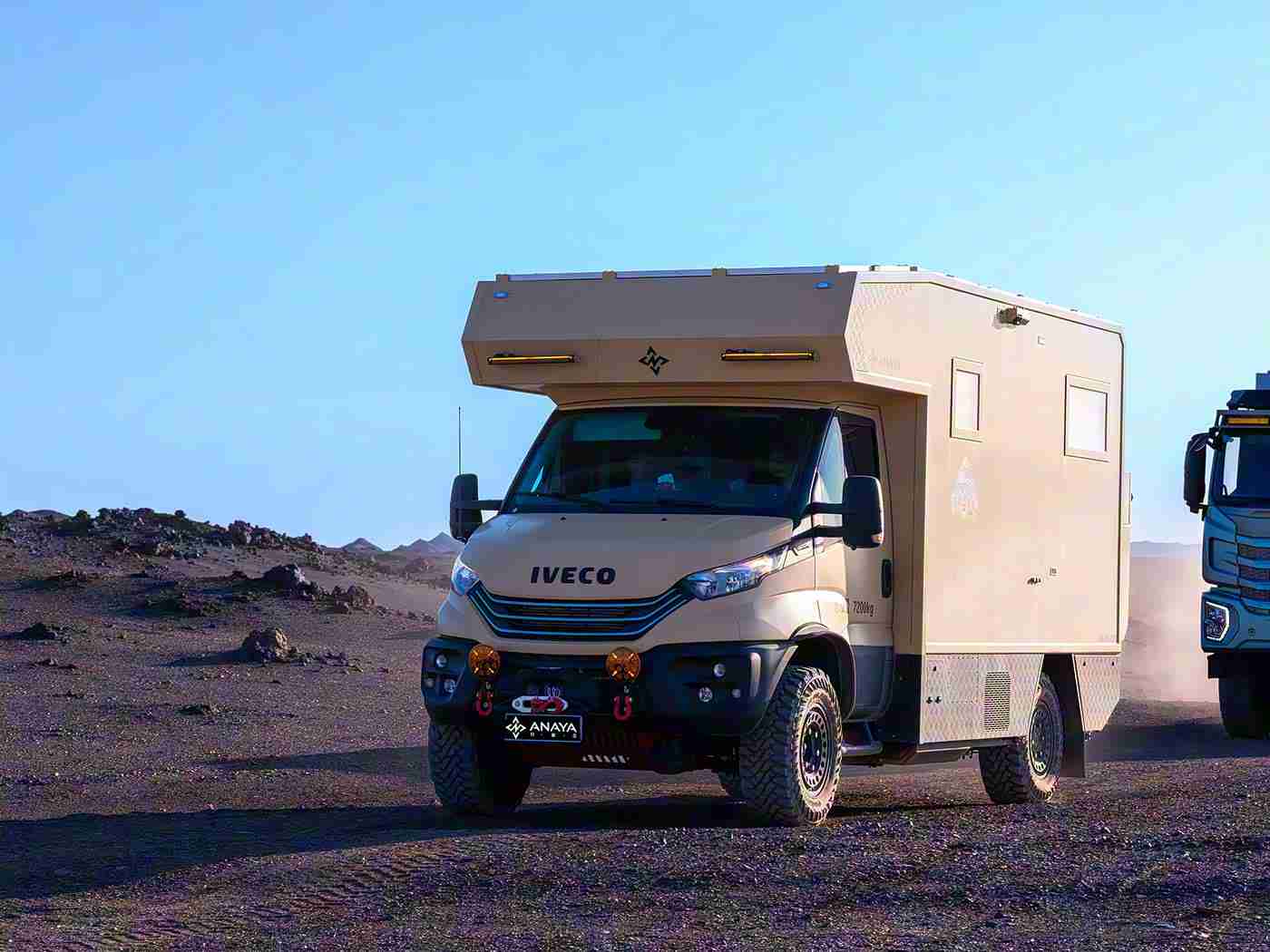 保守妻子的3p经历：保守妻子勇敢追求内心需求，3P经历揭示现代婚姻和谐之道-4