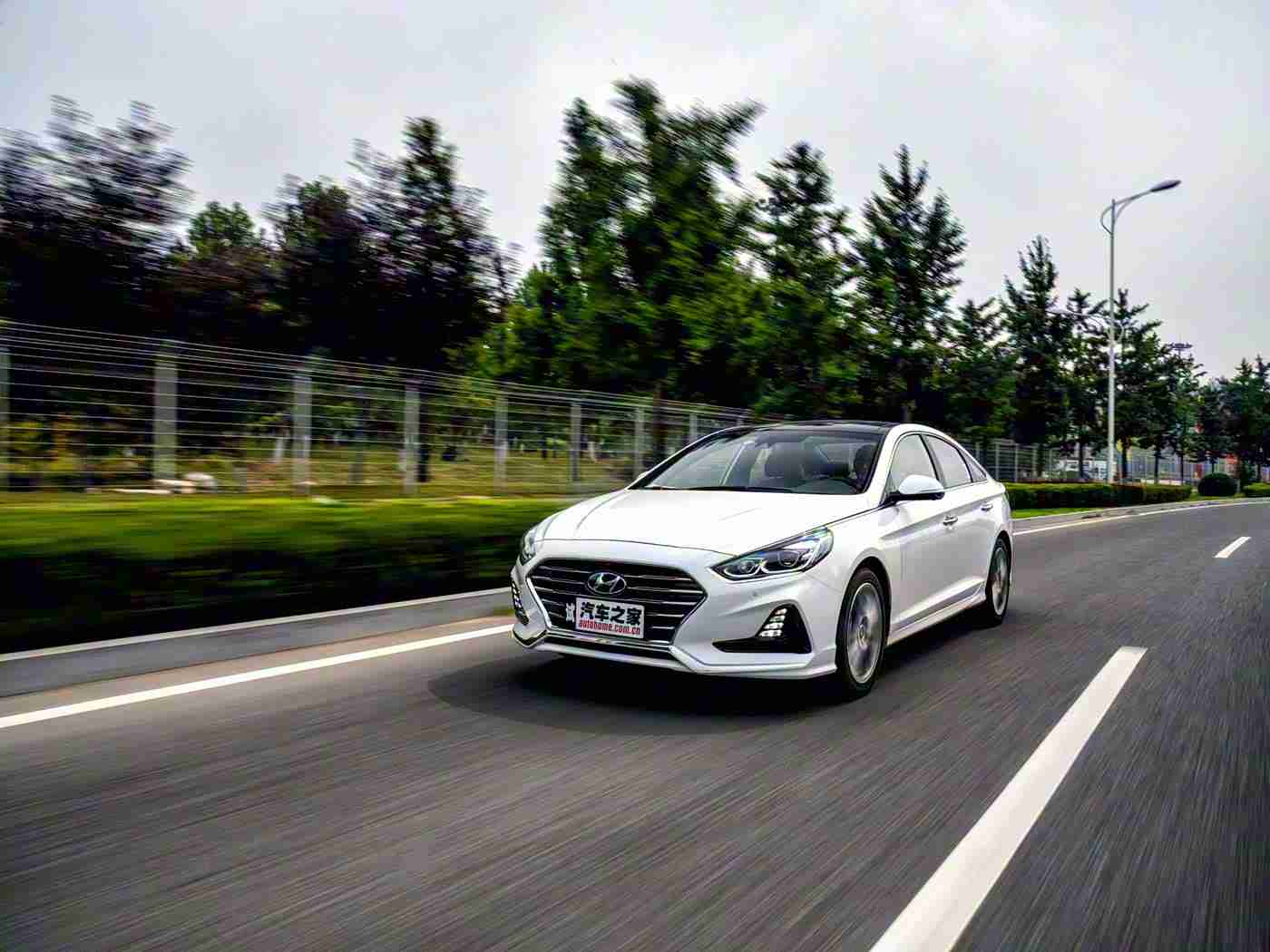 黄色应用下载链接：汽车应用新宠：一应俱全，轻松出行无忧-2