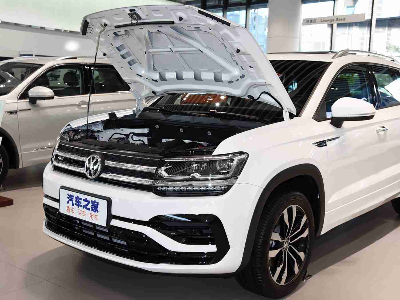 淫秽软件：智驾护航，清新驾驭——科技革新下的安全之旅-5