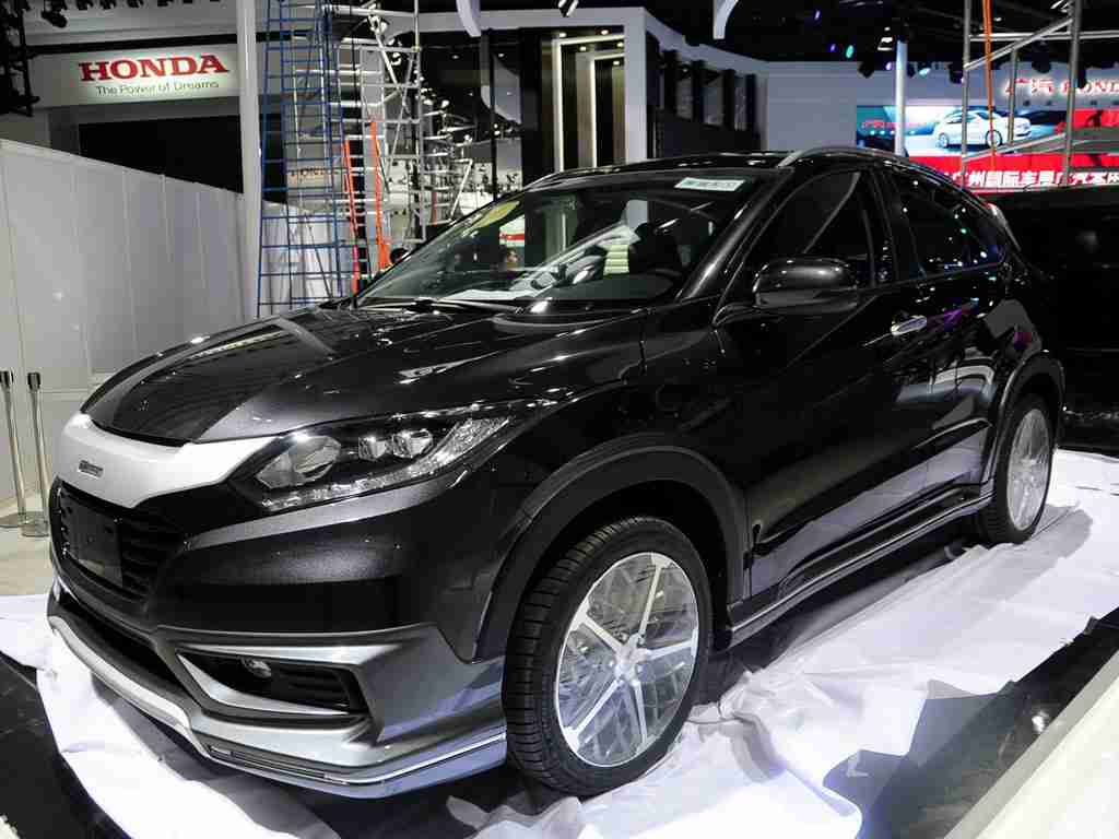 黄色软件opop：智能驾驶新纪元：深度学习助力，汽车行业迎来“黄色软件”革命-1