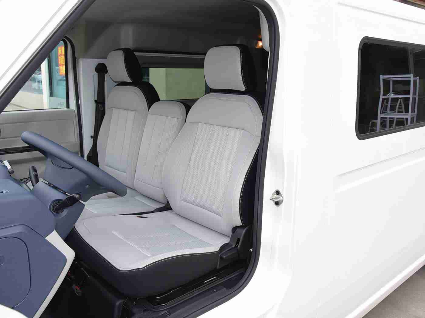 好 色 先 生·TV：时尚动感，科技安全，全新SUV“好色先生”惊艳亮相，引领潮流出行新风尚”-1