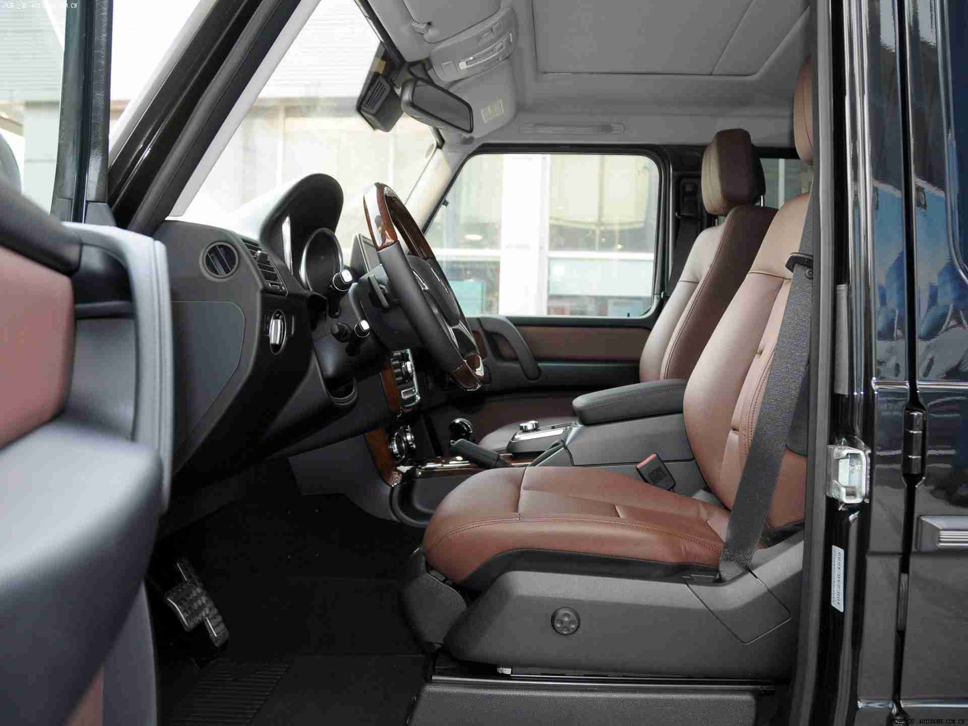 黄色软件怎么下:车载辅助神器:轻松下载黄色软件,提升驾驶乐趣与安全体验-1