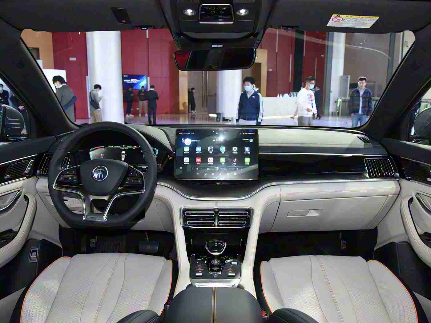 黄色十大软件：智能驾驭新纪元，汽车软件十大神器引领未来出行-1