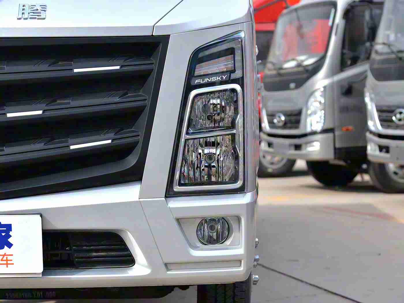 黄色应用APP：智能汽车生活新体验，一站式服务平台助力车主便捷出行-1