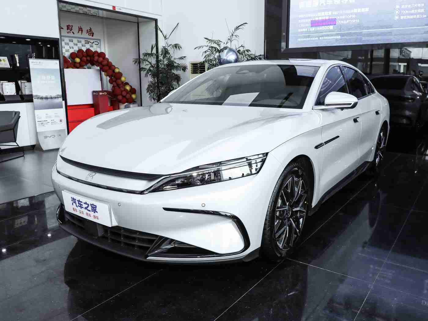 黄色软件下载安装3.0.3：智能导航助力，绿色出行新体验：汽车辅助系统引领行业潮流-2