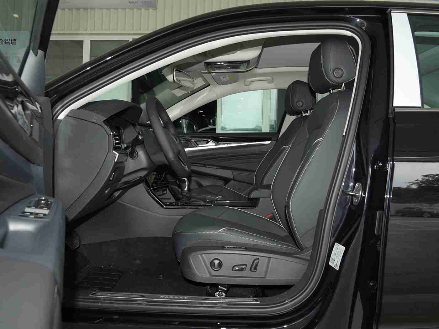 成人版火影忍者：新能源汽车巅峰之作，融合科技与速度的艺术之旅-2