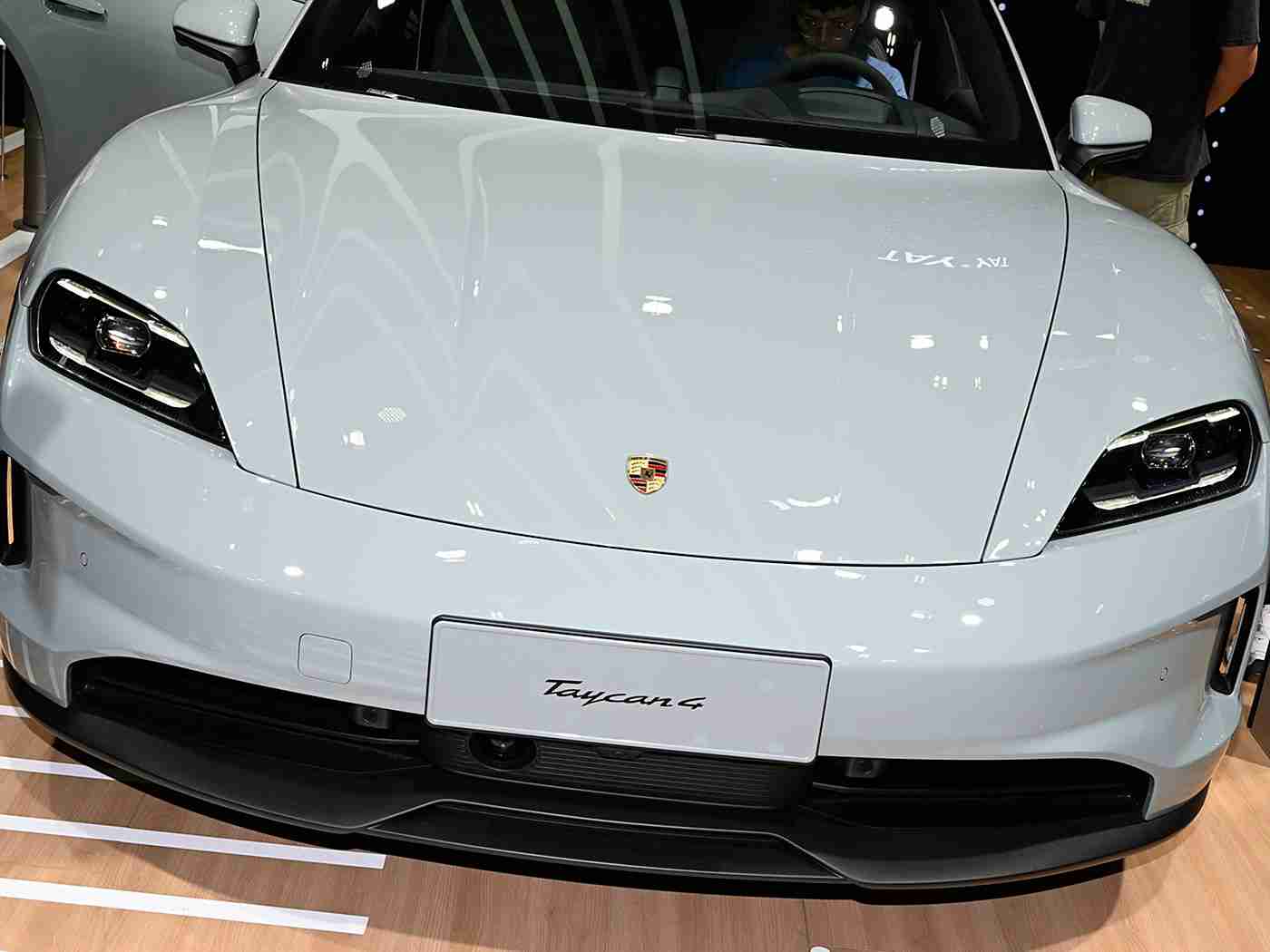 乐园相册倾力打造最优质的华人约会：“汽车为媒，情感相随：打造专属华人交友盛宴平台”-1