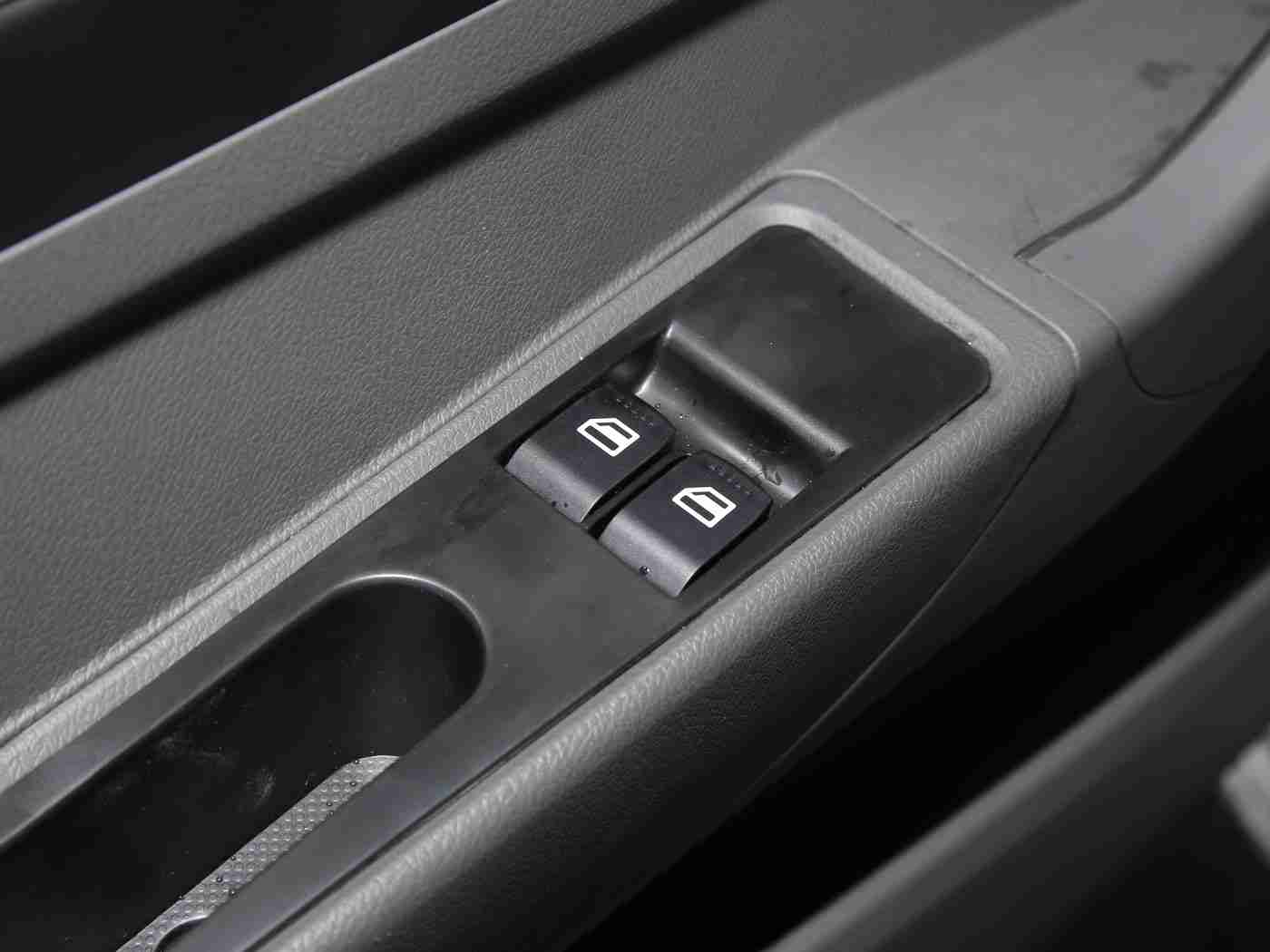 神秘网站：下一代新能源汽车革命来袭，环保智能性能大突破，引领出行新时代-3