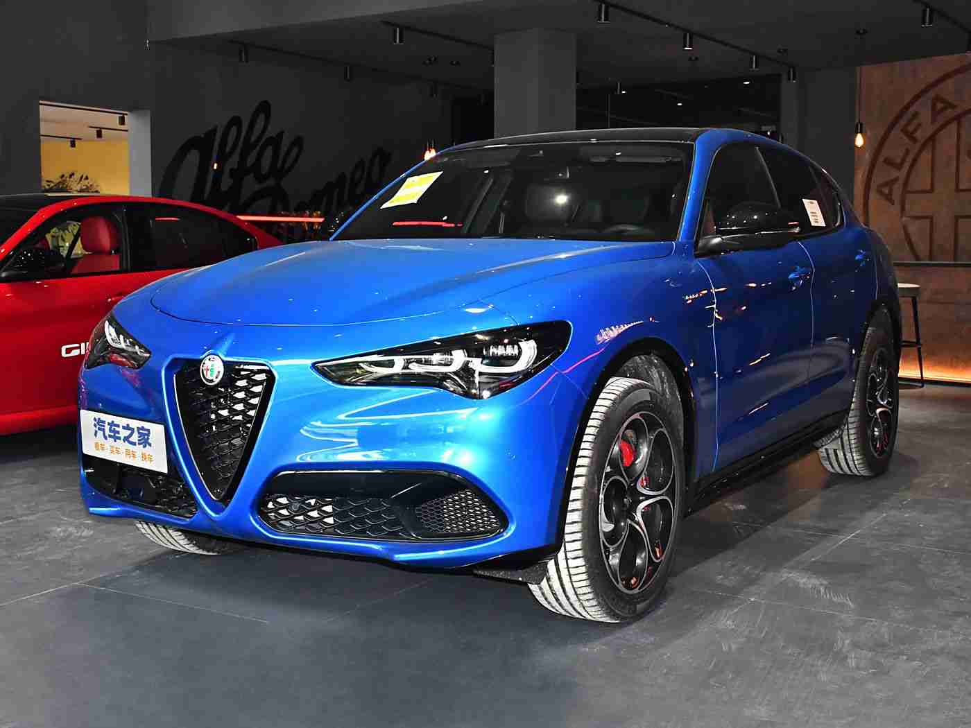 打扑克牌又疼又叫软件免费：科技助力驾驶乐趣，智能导航与趣味扑克软件惠及车主，安全驾驶无忧-4