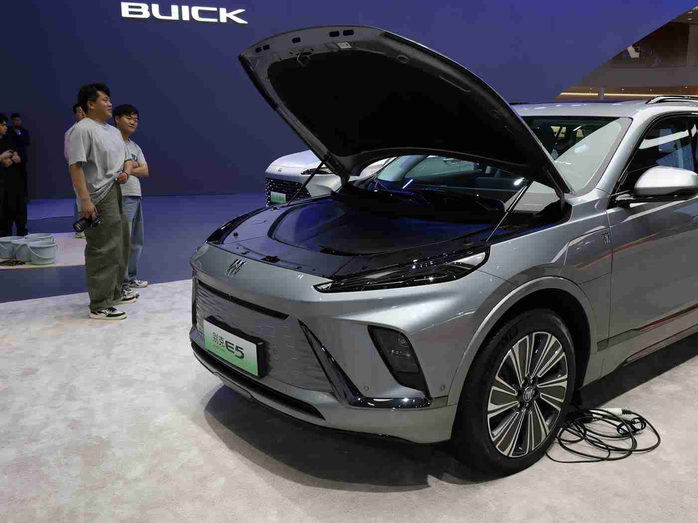 成人A∨：智驾未来，安全无忧，创新之星引领出行新境界-3