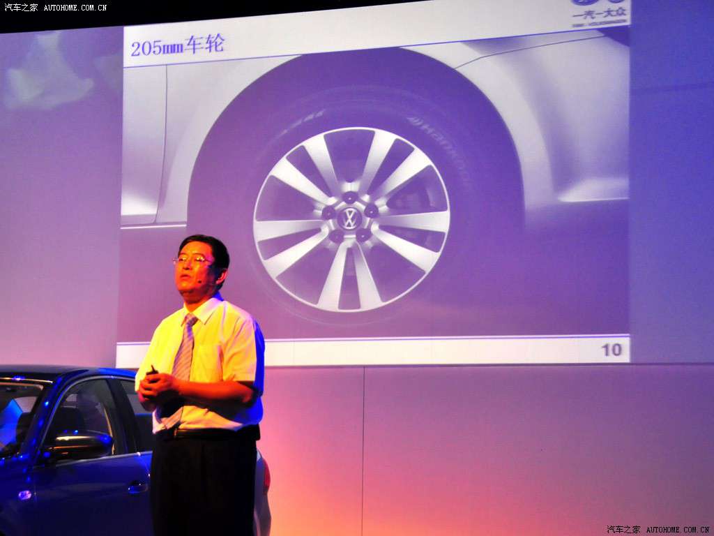 搞屄软件：“智能驾驶新时代来临：“搞屄软件”引领汽车行业创新，提升驾驶安全与舒适度”-2