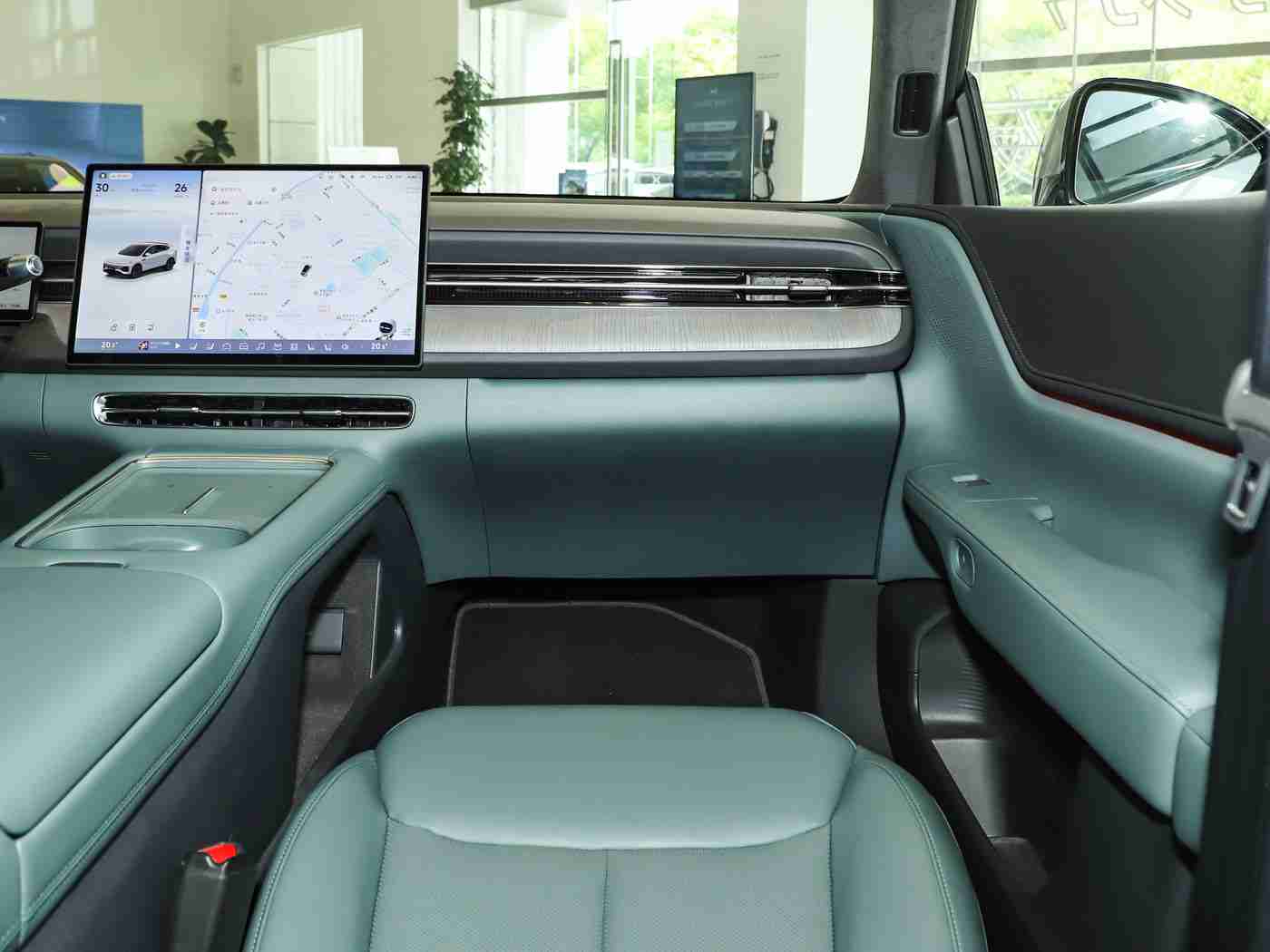 不要播放器的av:环保先锋,驾驭未来——纯电动SUV新风尚-1