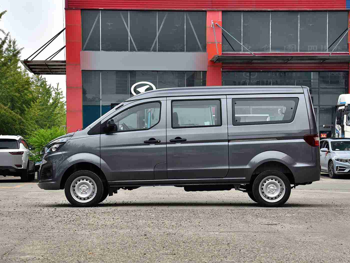 一区二区亚洲:亚洲汽车市场新焦点:揭秘一区二线城市蓬勃发展的潜力与挑战-4