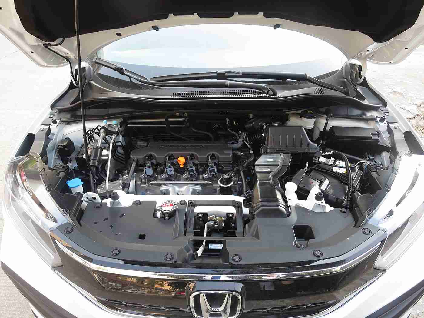 黄色软件有哪些：导航安全，乐享驾驶，远离车载隐患诱惑圈-1