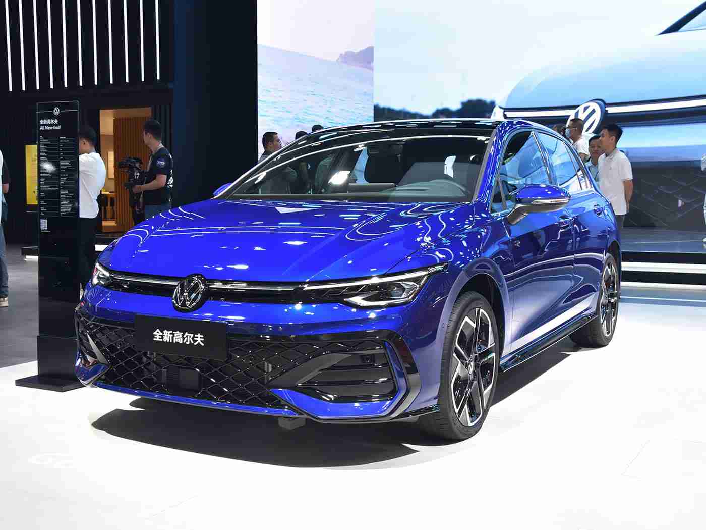 黄色软件安装包：汽车软件安全新利器：“揭秘智能驾驶时代的安全守护神”-5