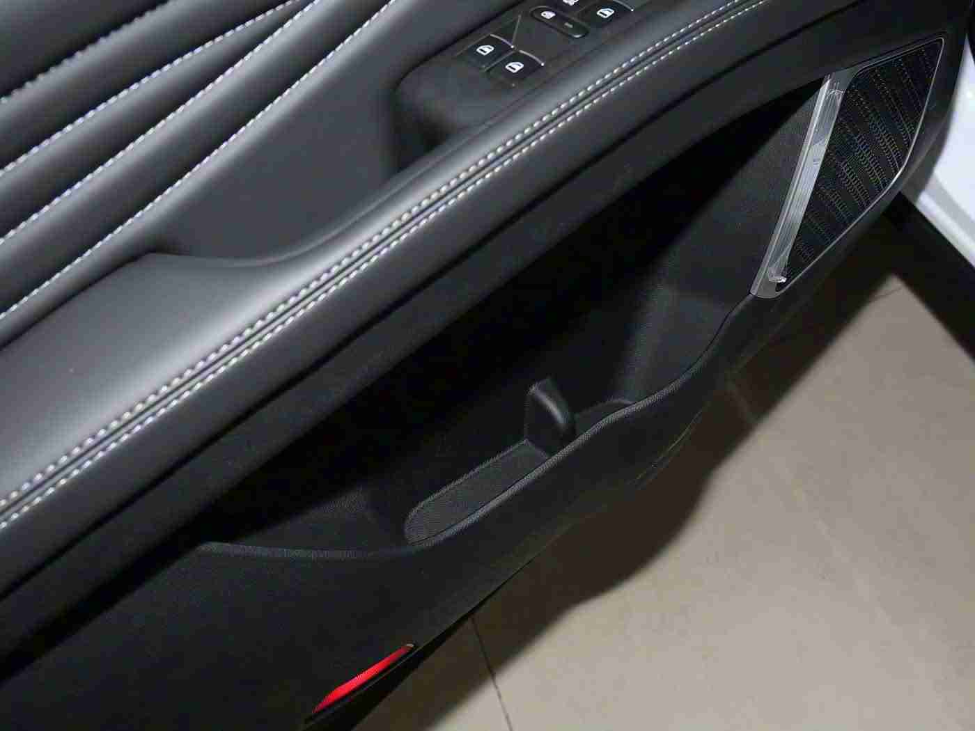 1998:新能源汽车新宠:独特设计、高效节能,法国品牌引领潮流-3