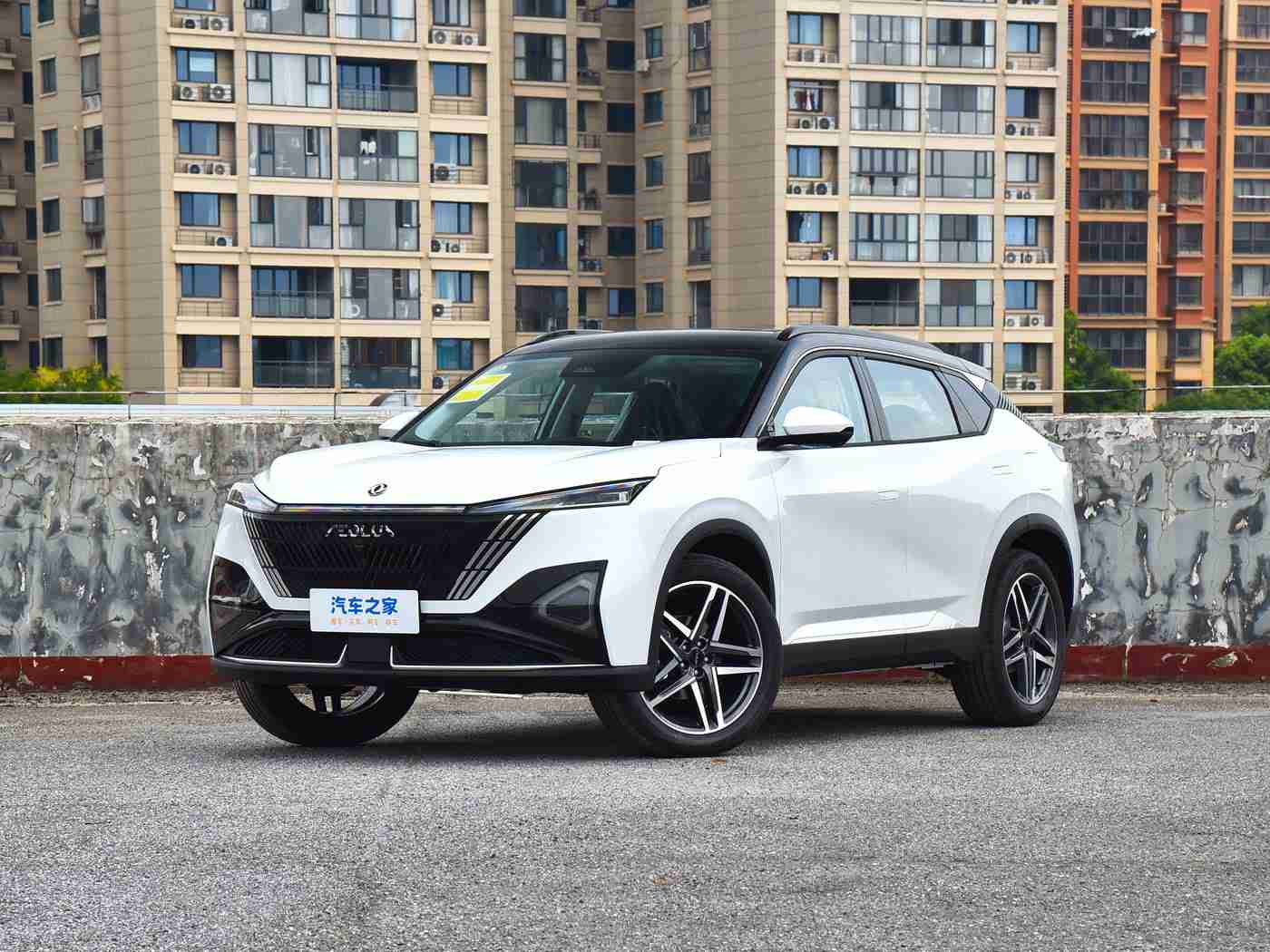 91制片：流线之姿，智能领航——揭秘全新SUV的时尚魅力-4